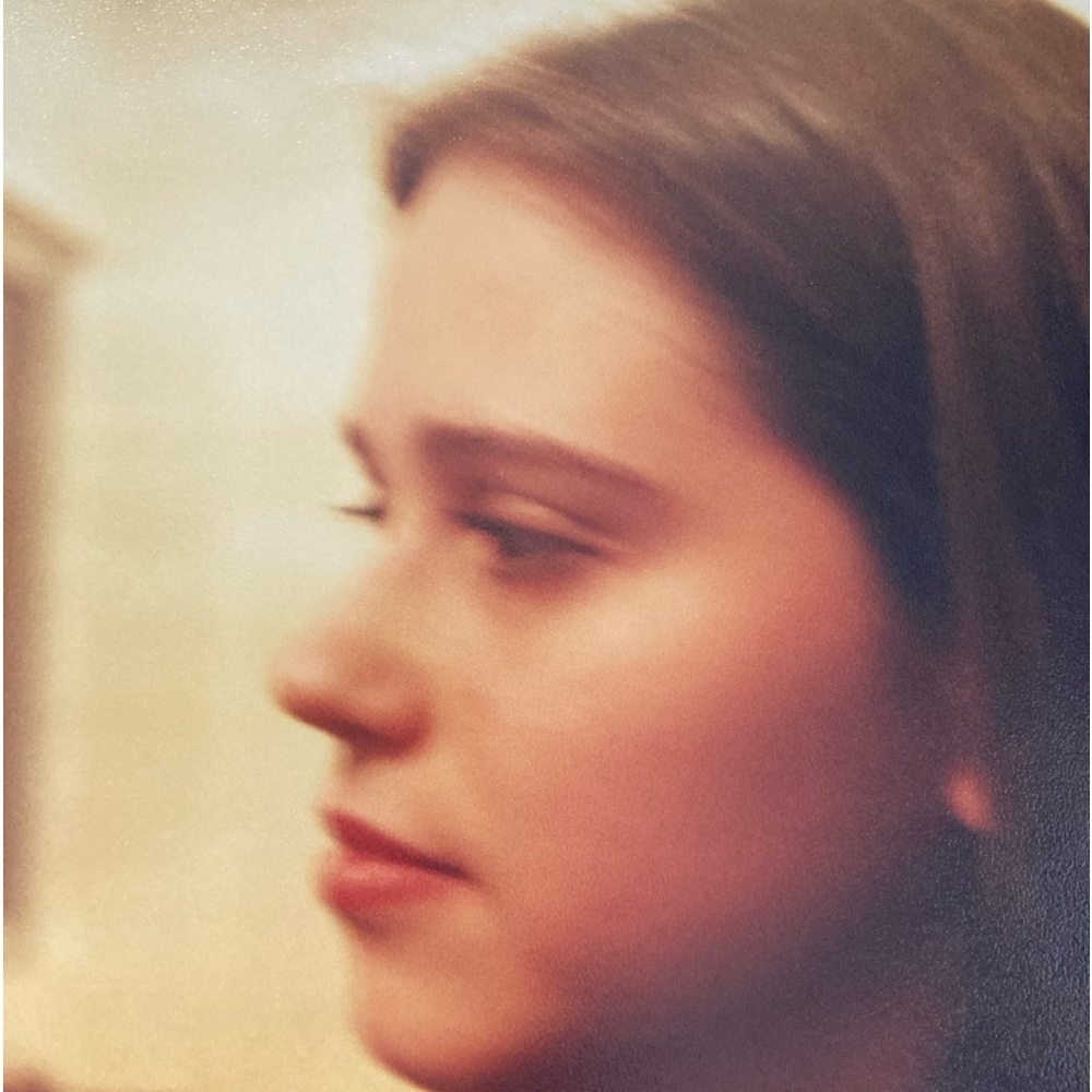 Meet your Posher, Leila